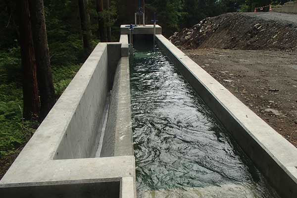 令和1年 県営農村環境整備事業(小水力発電型)干田野地区 放水池・上水槽工事