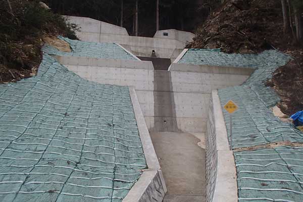 平成28年 県単治山工事(上ノ山)